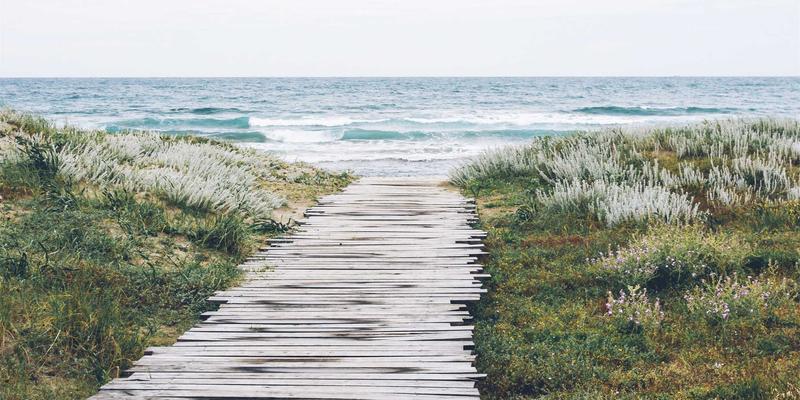 5G赋能企业数字化转型:前端革新、资源共享与网络安全新挑战